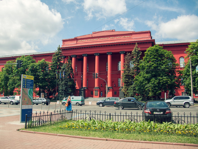 https://uni.oslomet.no/ukrainett/ukrainett-seminar-understanding-russias-occupation-in-coversation-with-karolina-hird-jade-mcglynn-and-jaroslava-barbieri-26-may/